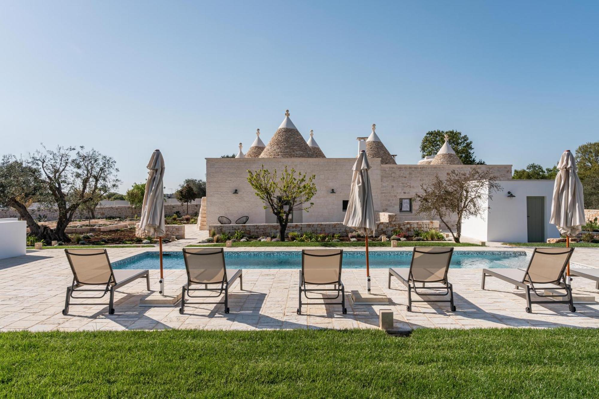 Trullo Jale - Boutique Apartments Ostuni Eksteriør billede