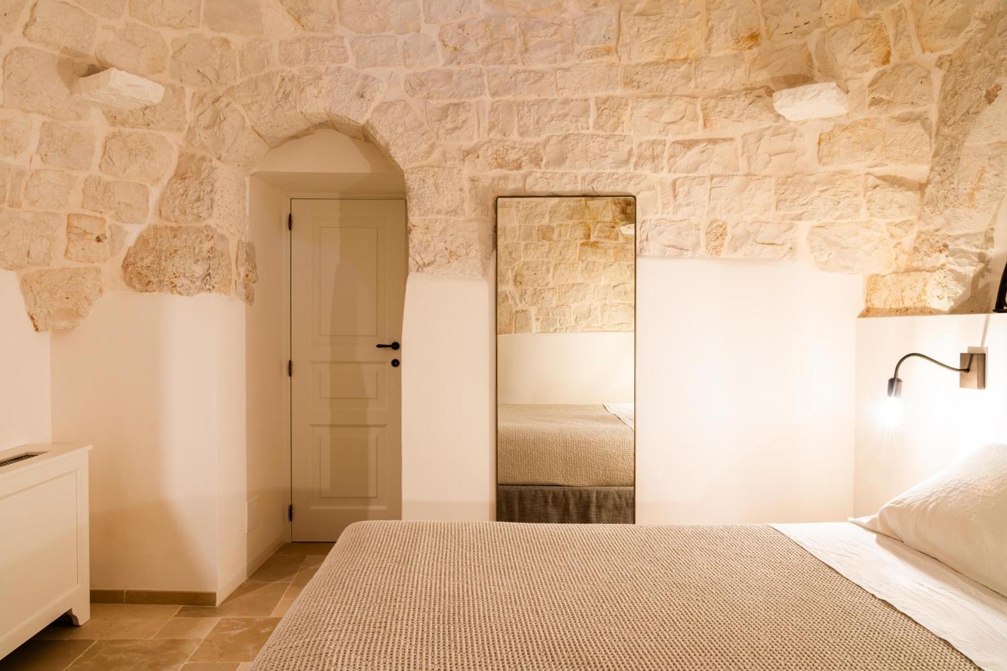 Trullo Jale - Boutique Apartments Ostuni Eksteriør billede