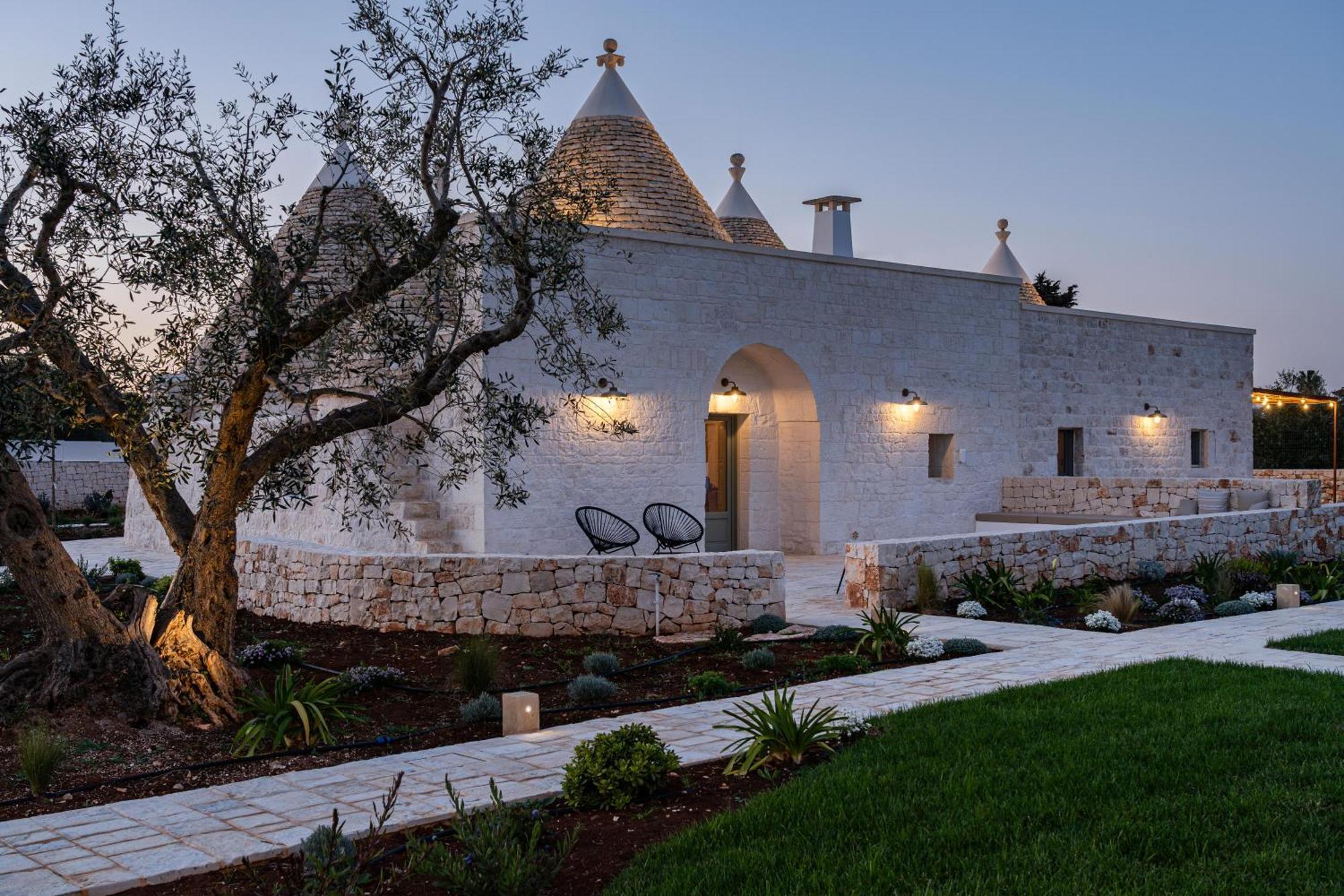 Trullo Jale - Boutique Apartments Ostuni Eksteriør billede