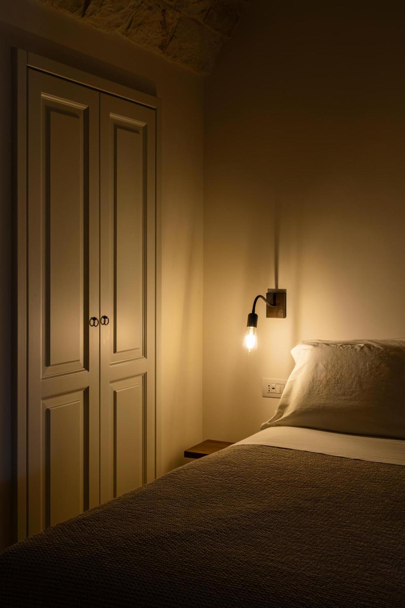 Trullo Jale - Boutique Apartments Ostuni Eksteriør billede