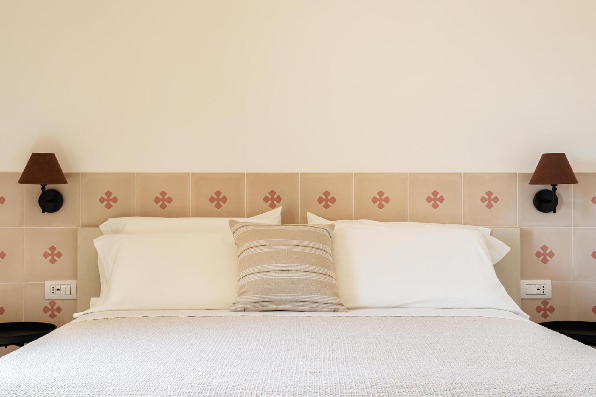 Trullo Jale - Boutique Apartments Ostuni Eksteriør billede