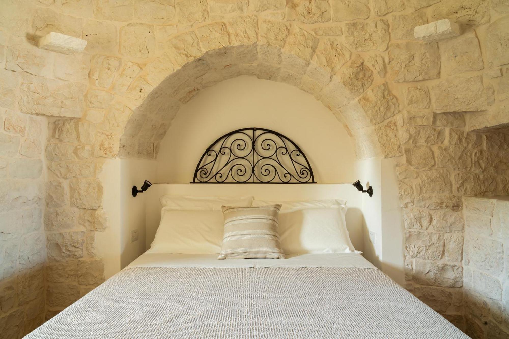 Trullo Jale - Boutique Apartments Ostuni Værelse billede