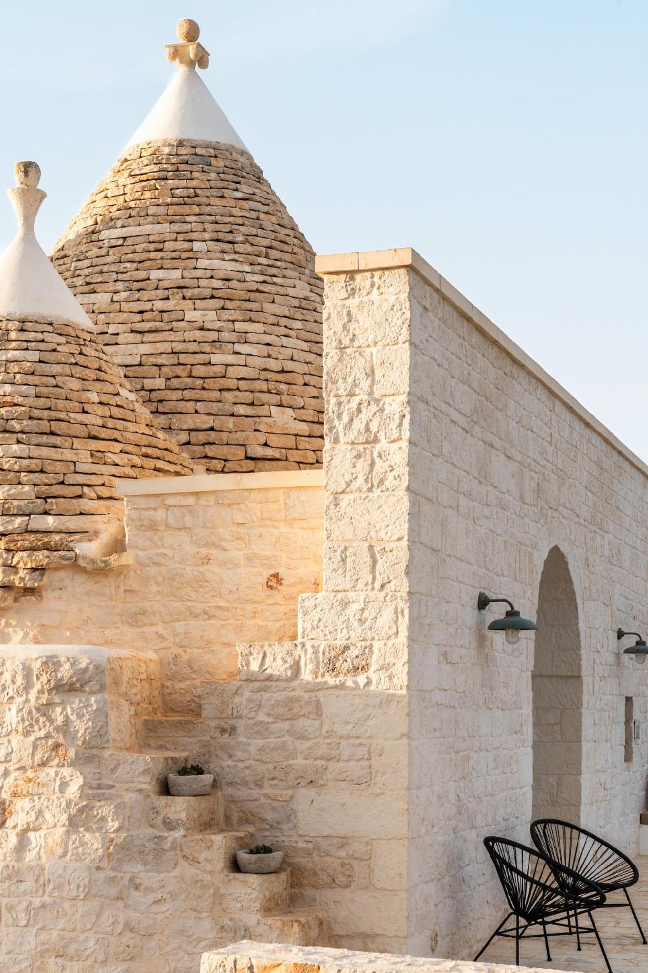 Trullo Jale - Boutique Apartments Ostuni Eksteriør billede